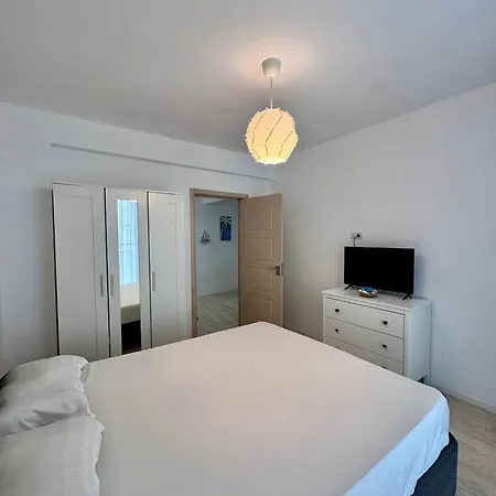 Lamera Happy Bogu Cu 3 La 200 M De Mare Apartment *