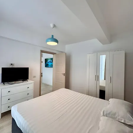 Happy Family Lamera * Năvodari